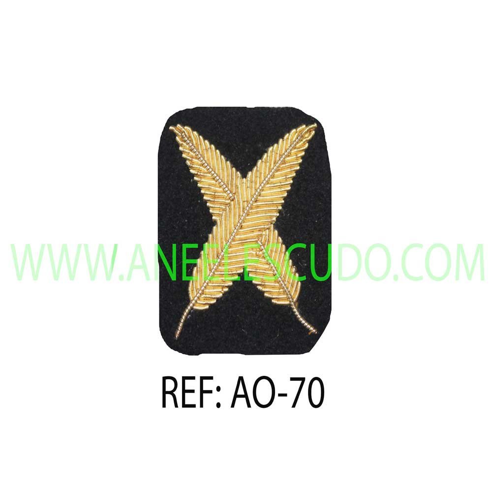 Escudo Bordado A Mano AO-70