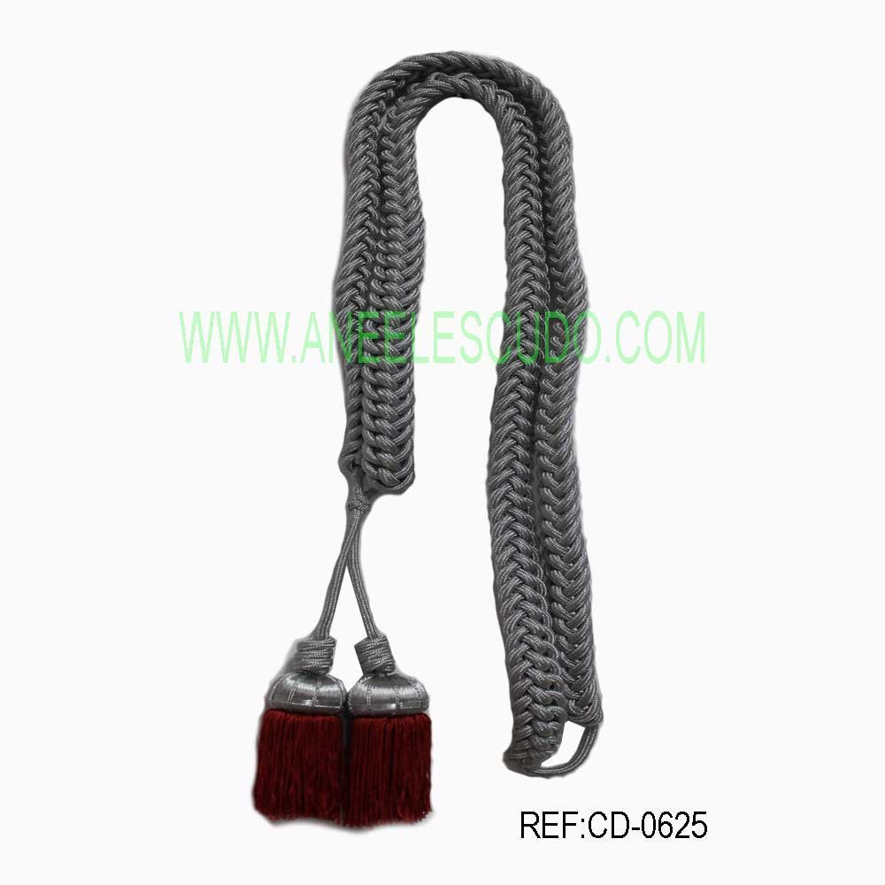 Cordon Plateado Con Borla Roja CD-625