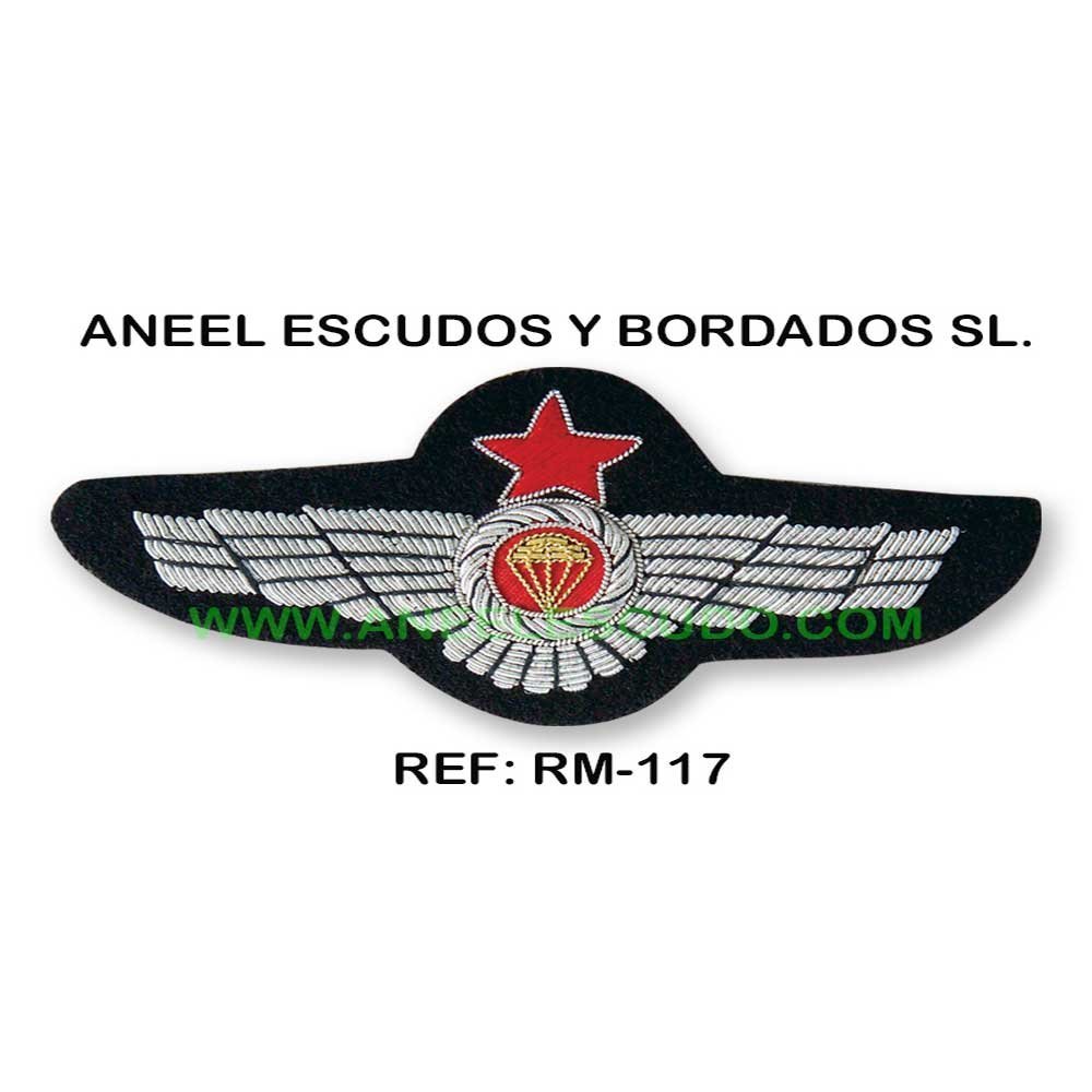 Rokiski Paracaidista y Estrella RM-117